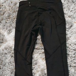 Lululemon leggings size 6